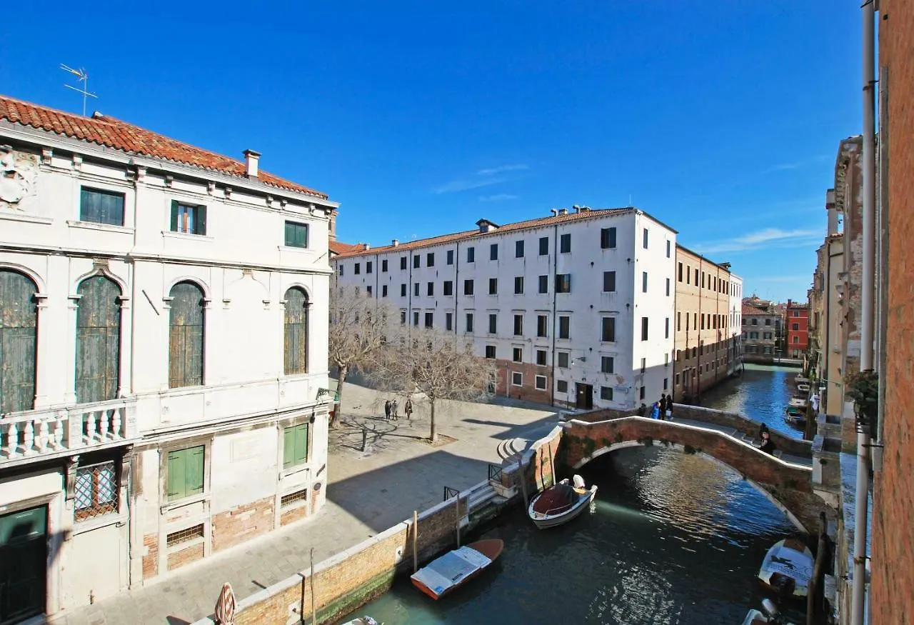 Ca Corte Nova Design Apartment With Canal View Venecia 0*,  Italia